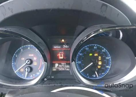 2015 Toyota Corolla S Plus z USA, uszkodzony, nr VIN 2T1BURHE7FC338902